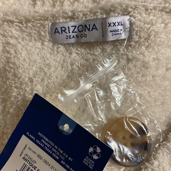 Arizona jean co women’s antique ivory sweater w/ 2 pockets on front. Size XXXL - Picture 7 of 10